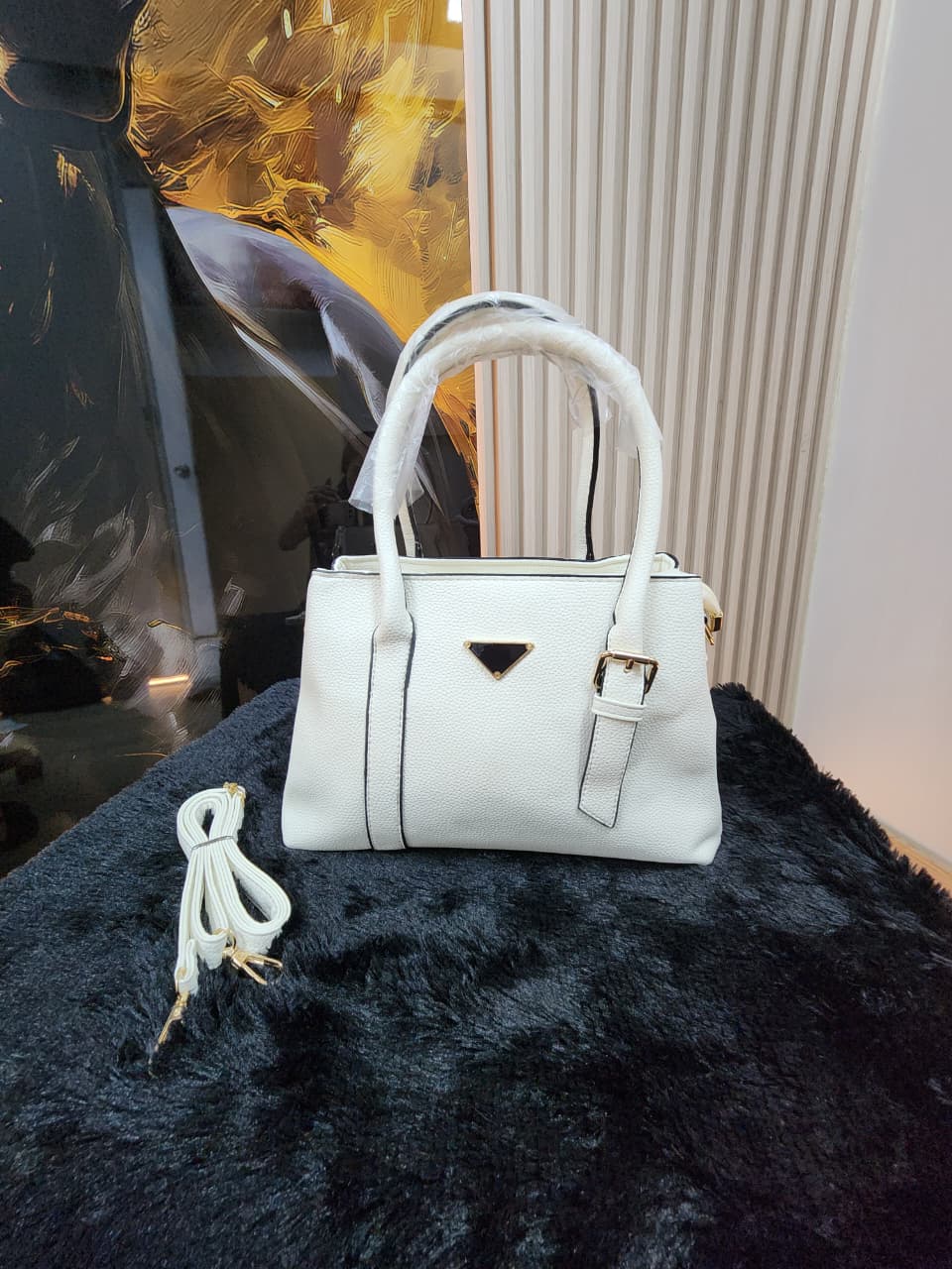 Bolso de Dama Estructurado en Cuero Sintético Premium