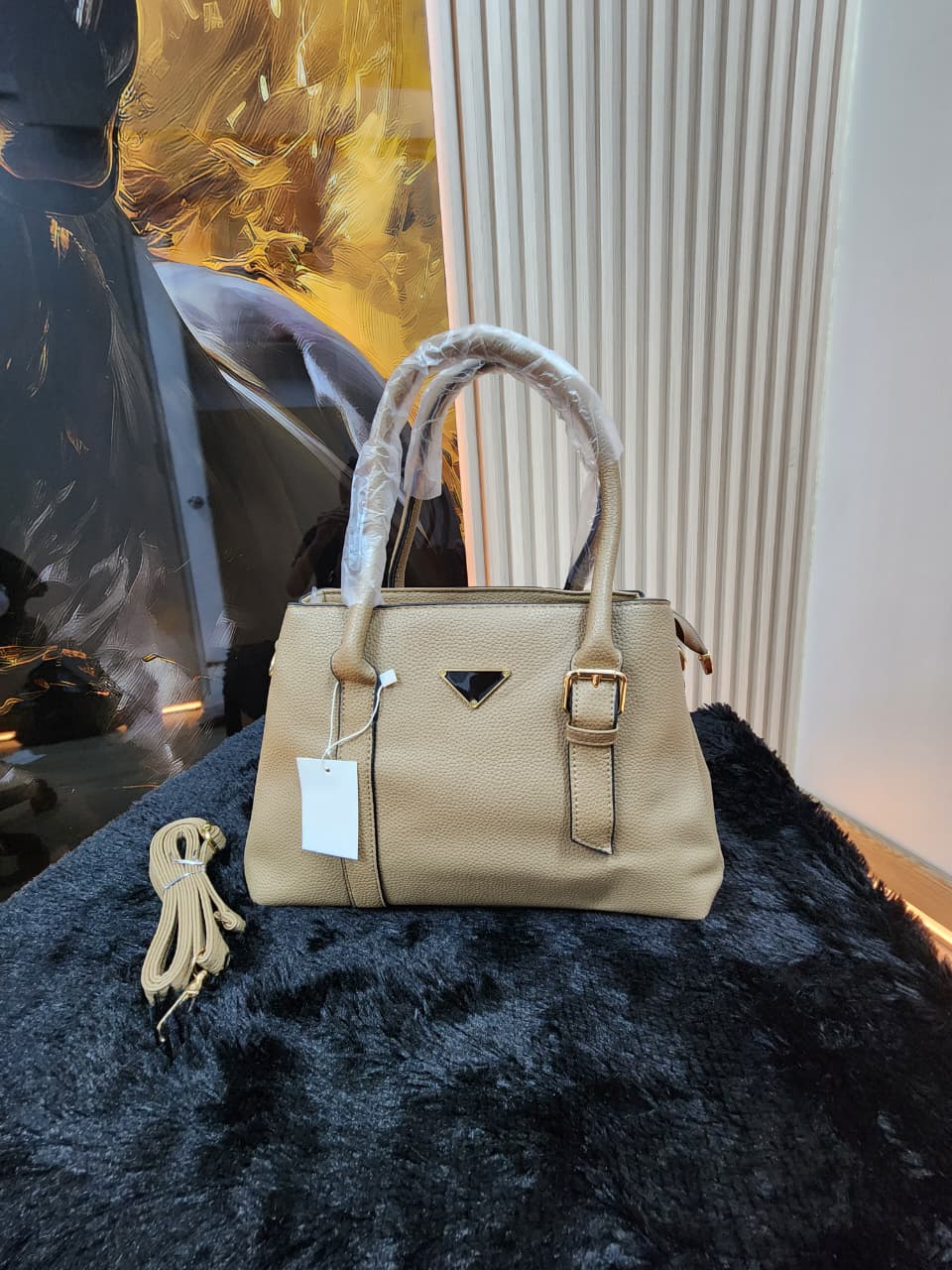 Bolso de Dama Estructurado en Cuero Sintético Premium